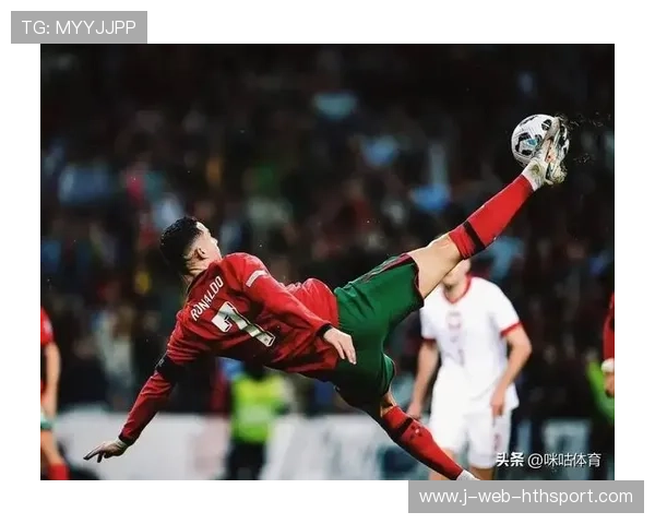 C罗梅开二度，曼联再度大胜切尔西，前四已成定局