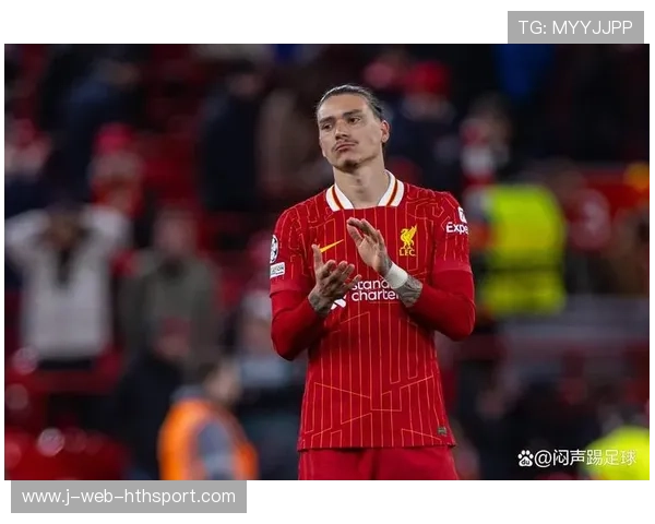 利物浦外线包夹压制强烈，努涅斯头球稍偏